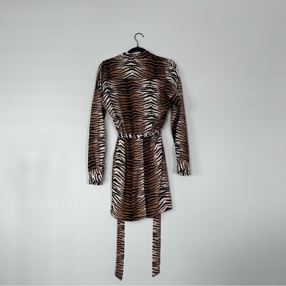 Fashion Nova Brown and Black Animal Print Dress Size Medium - Picture 4 of 8